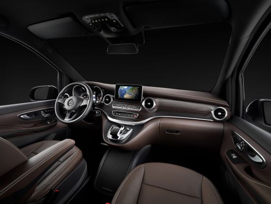 http://www.automobilesreview.com/img/2015-mercedes-benz-v-class/slides/2015-mercedes-benz-v-class-22.jpg