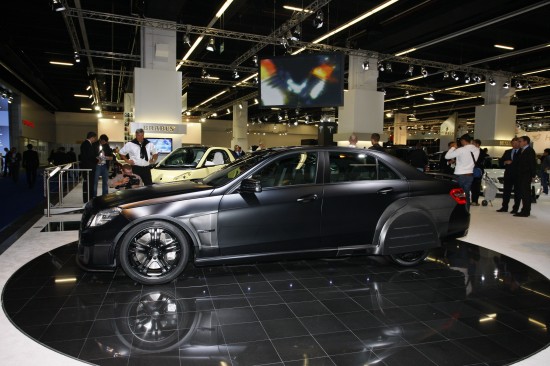 brabus-e-class-frankfurt-2011-03.jpg