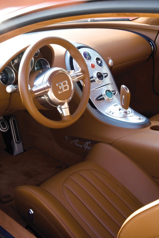 Bugatti Veyron Goldcolored Picture 7