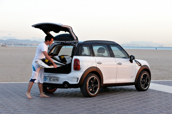 mini-cooper-s-countryman-25.jpg