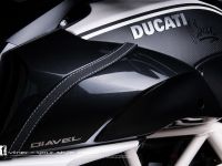 Vilner Ducati Diavel AMG (2013)