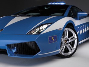 lamborghini donates the new “gallardo lp560-4 polizia” to the italian state police
