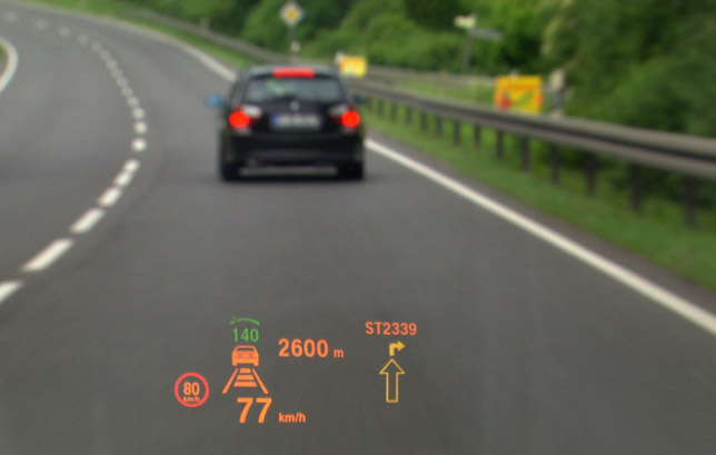 Head-up Display with Speed Limit Display in the new BMW 7 Series