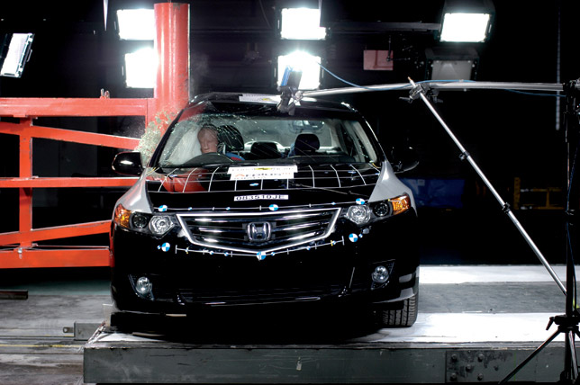 Honda Accord - Euro NCAP Crash Test