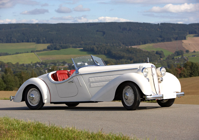  a replica of the Audi 225 Front Roadster by working from photographs.