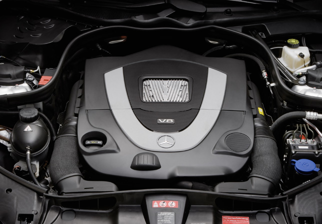 Mercedes-Benz E-Class, E 500, eight-cylinder petrol engine, M273