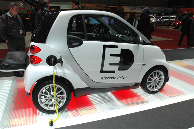 The biggest technical change in the new Fortwo ED is a move to Lithium Ion batteries