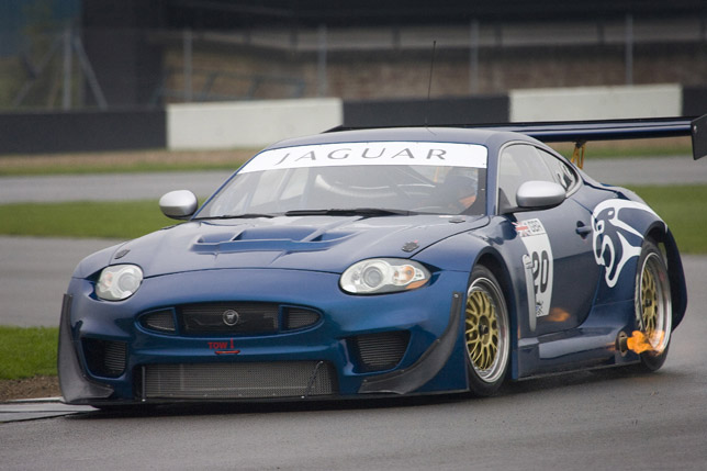 The 2009 Apex GT3 Jaguar