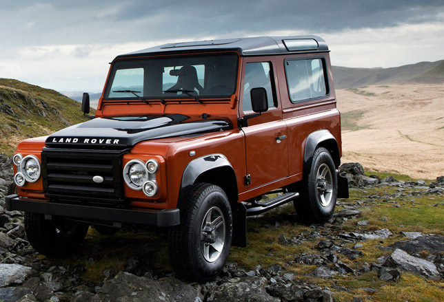 Land Rover Defender 2010. Land Rover Defender Fire