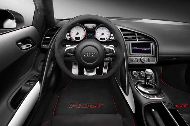 2010 Audi R8 GT Interior