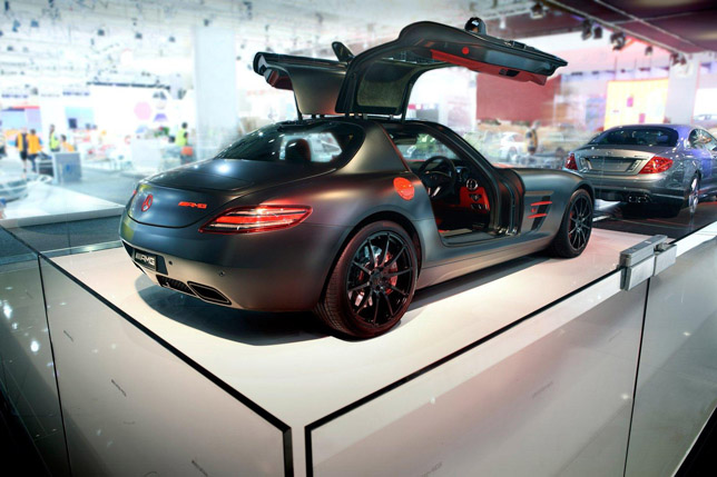 Mercedes-Benz SLS AMG Night Black