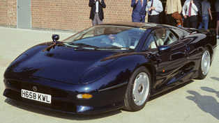 jaguar xj220 - the inside story