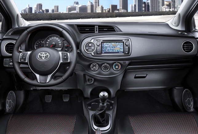 2012 Toyota Yaris interior