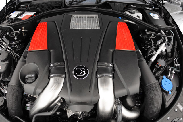 Brabus Mercedes CL 500 Engine