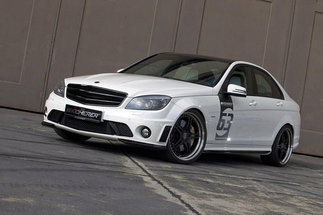 Kicherer Mercedes C63 AMG White Edition