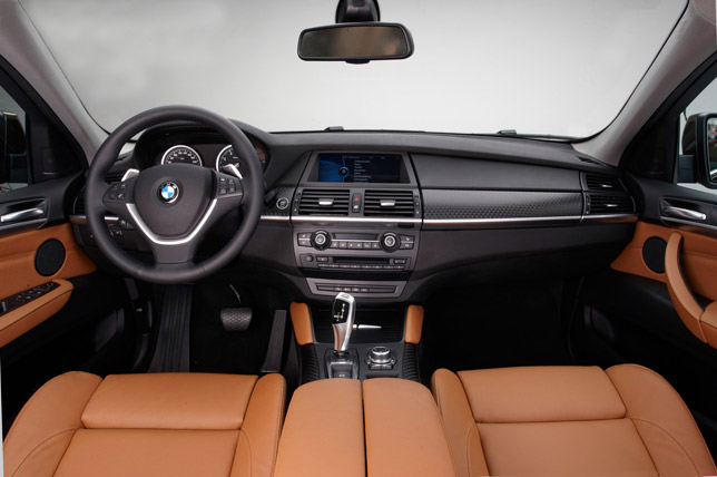 2013 BMW X6 Sports Activity Coupe Interior