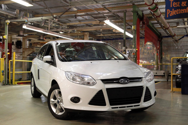 Production of Ford Focus 1.0-liter EcoBoost Engine