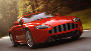 2012 Aston Martin V8 Vantage [HD video]