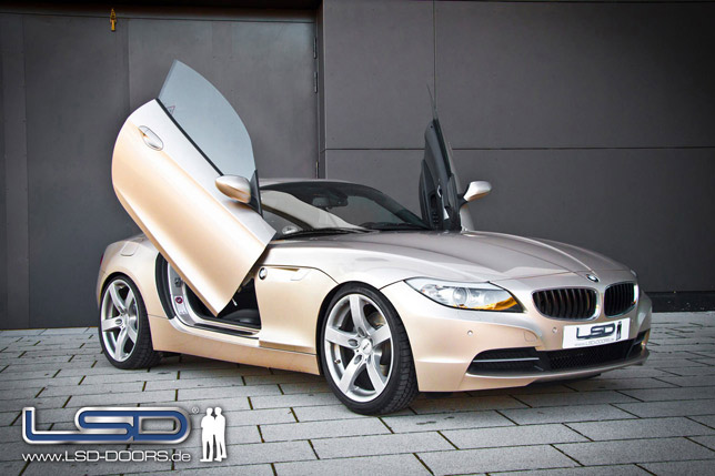BMW Z4 with LSD Doors