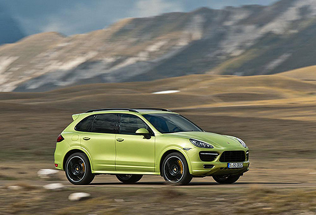 2013 Porsche Cayenne GTS