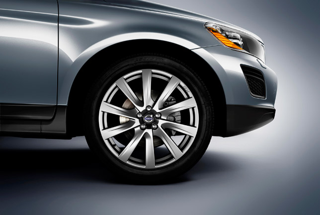 Avior 20-inch wheels on a Volvo XC60 Inscription