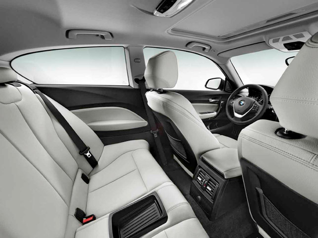 2013 BMW 1 Series Interior