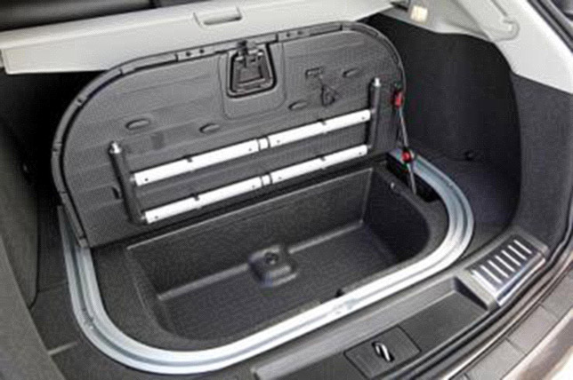 2013 Cadillac SRX's new trunk