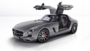 2013 Mercedes-Benz SLS AMG GT delivers enhanced driving dynamics  