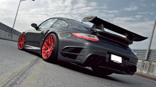 hre p40sc porsche 997 turbo adds more contrast to the road
