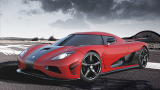 2013 Koenigsegg Agera R under the lights of DRIVE [VIDEO]