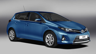 2013 Toyota Auris Hybrid to debut in Paris  