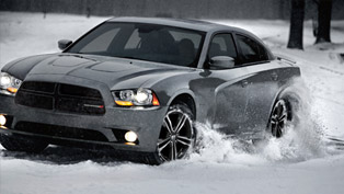 2013 dodge charger awd sport delivers 370 horsepower