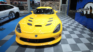 mopar's garage at chicago auto show