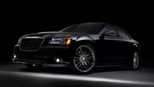 Unboxing Of 2013 Chrysler 300C John Varvatos Limited Edition [VIDEO]