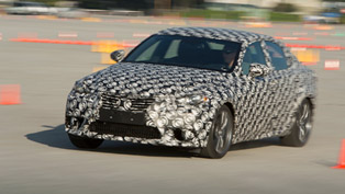 2015 lexus is undergoing dynamic evaluation
