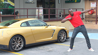 usain bolt golden nissan gt-r