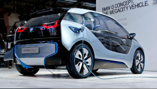 2014 BMW i3 - US Price $42,275