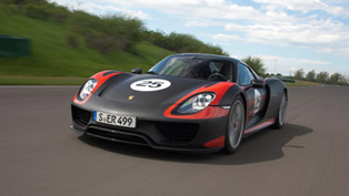 porsche 918 spyder celebrates world debut in frankfurt