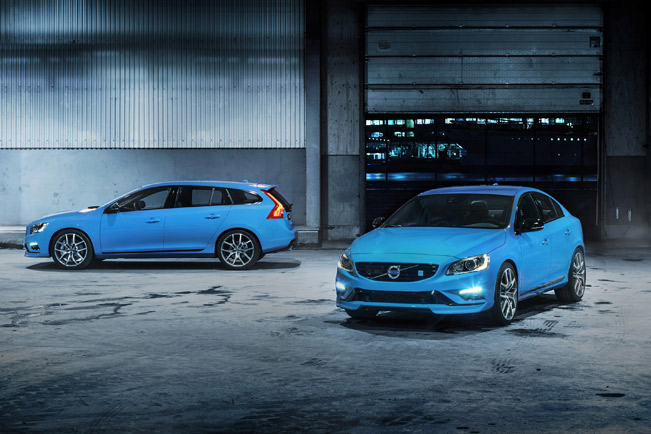 2013-Volvo-S60-and-V-60-Polestar-medium2