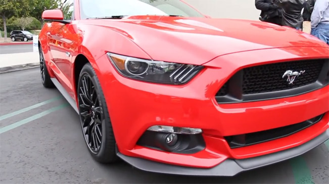 2014-Ford-Mustang-medium