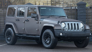 Kahn Jeep Wrangler Sahara Chelsea Truck Company CJ300 LE