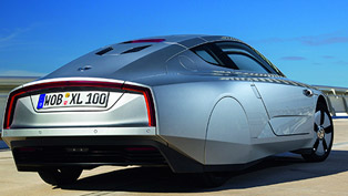 volkswagen delivered the first xl1 to a customer