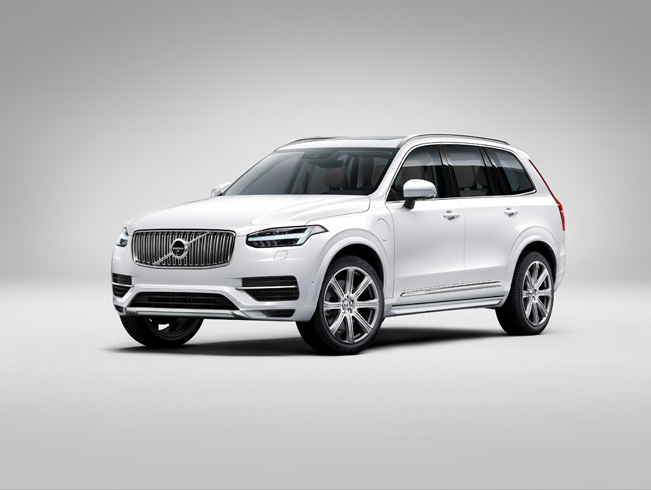 2015-Volvo-XC90_651