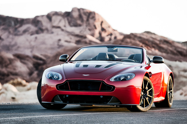 Aston-Martin-2015-V12_651