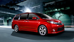 2015 toyota sienna goes on sale