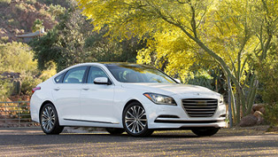 2015 Hyundai Genesis Scoops Ruedas ESPN “Best Luxury Sedan” Award