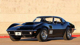 mecum auction to present 1967 chevrolet corvette convertible and 1969 chevrolet corvette l88 coupe
