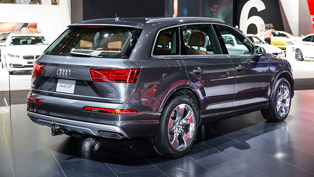 2016 Audi Q7 Scoops the 