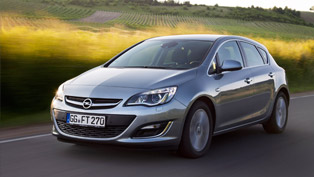 opel astra with better fuel economy due to the addition of 1.6 cdti engine