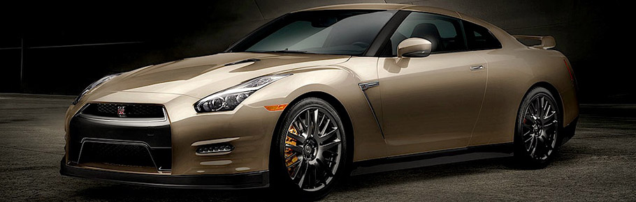 2016 Nissan GT-R 45th Anniversary Gold Edition Side View